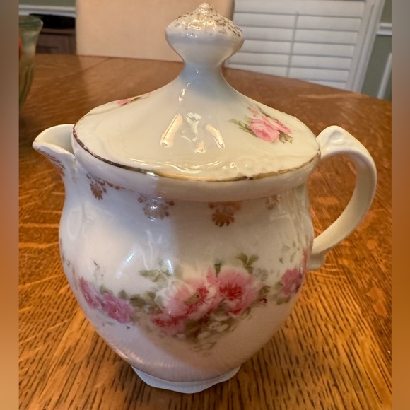 Pretty Vintage cream and sugar set - Picture 3 of 8